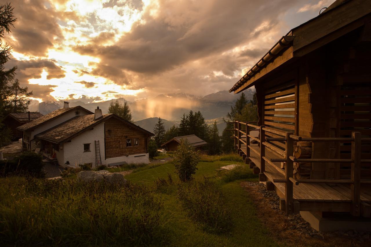 Hotel Les Mazots De La Source & Spa Vercorin Exterior foto